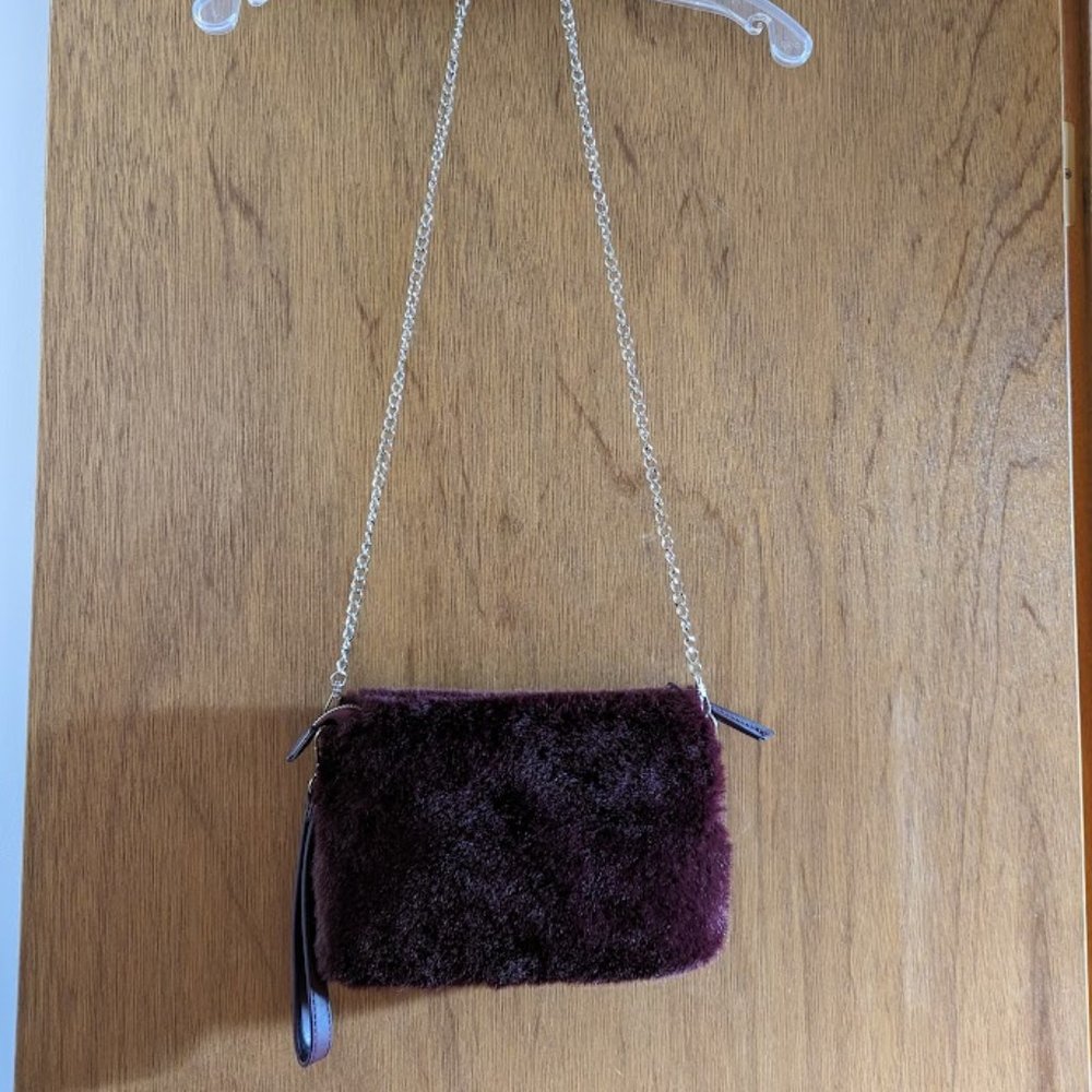 Kate & Alex Cuffaro Plush Faux Fur purple Purse Clutch